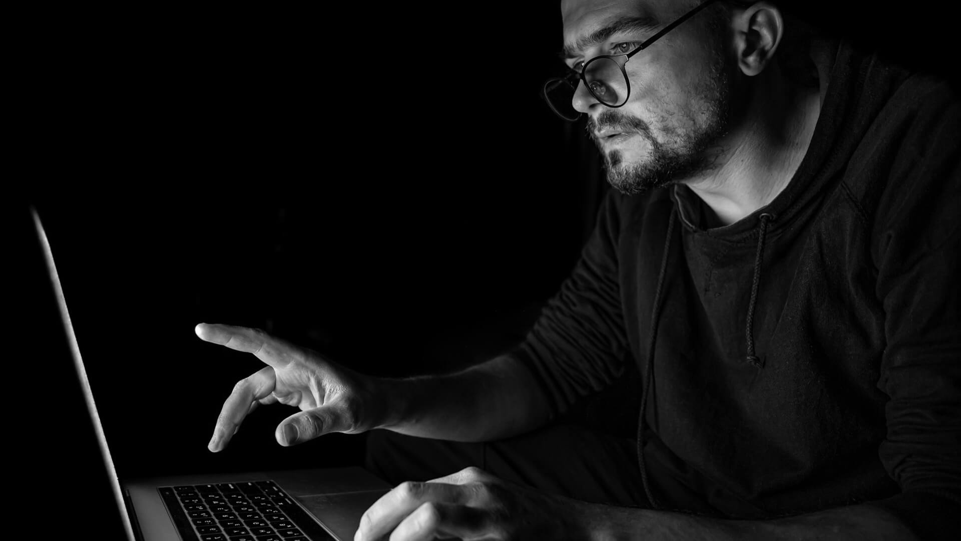 Asimmetria e Minimalismo sono un trend di web design